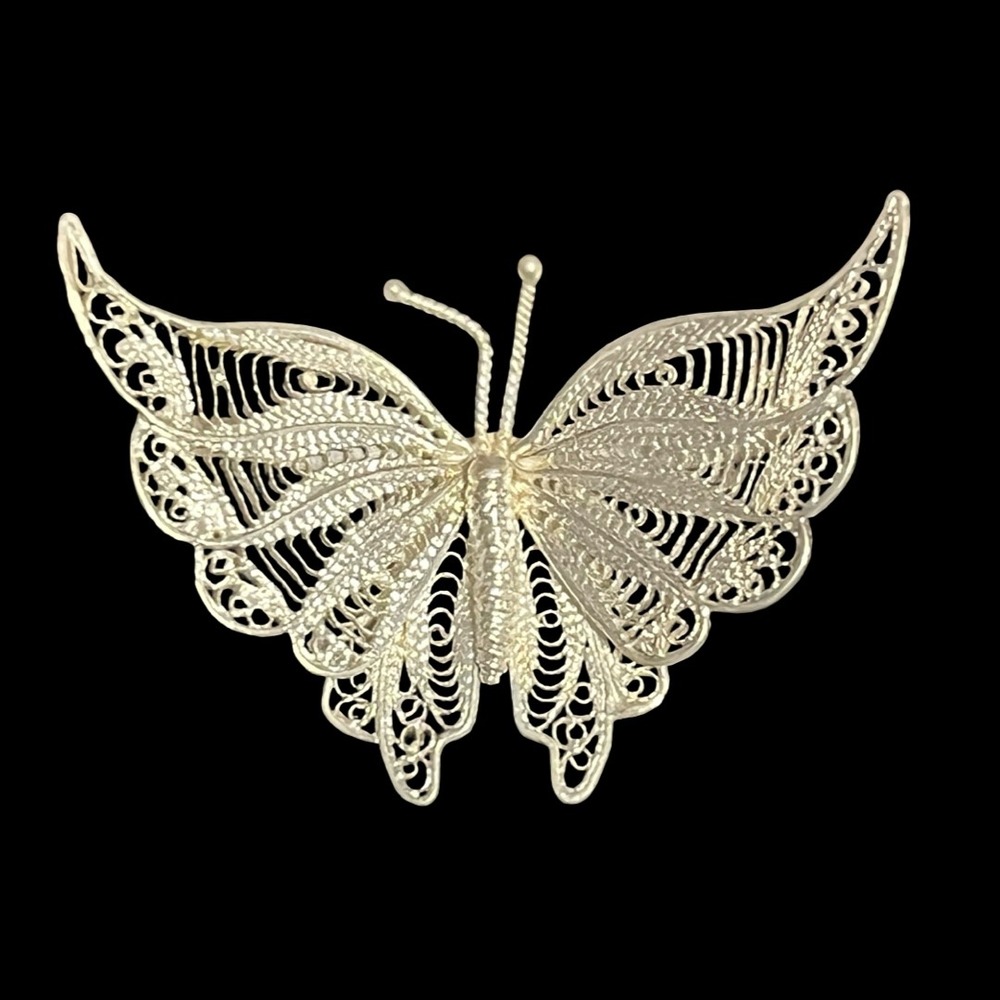 Vintage Sterling Silver Filigree Butterfly Brooch Pin Fine Wirework 1.5"
